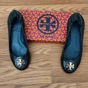 Tory Burch Blue Leather Logo Ballet Flats with Gold Emblem